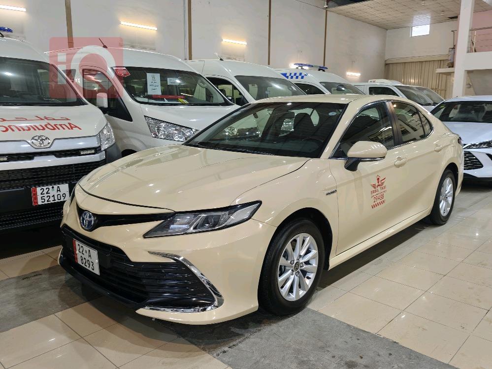 تۆیۆتا کامری